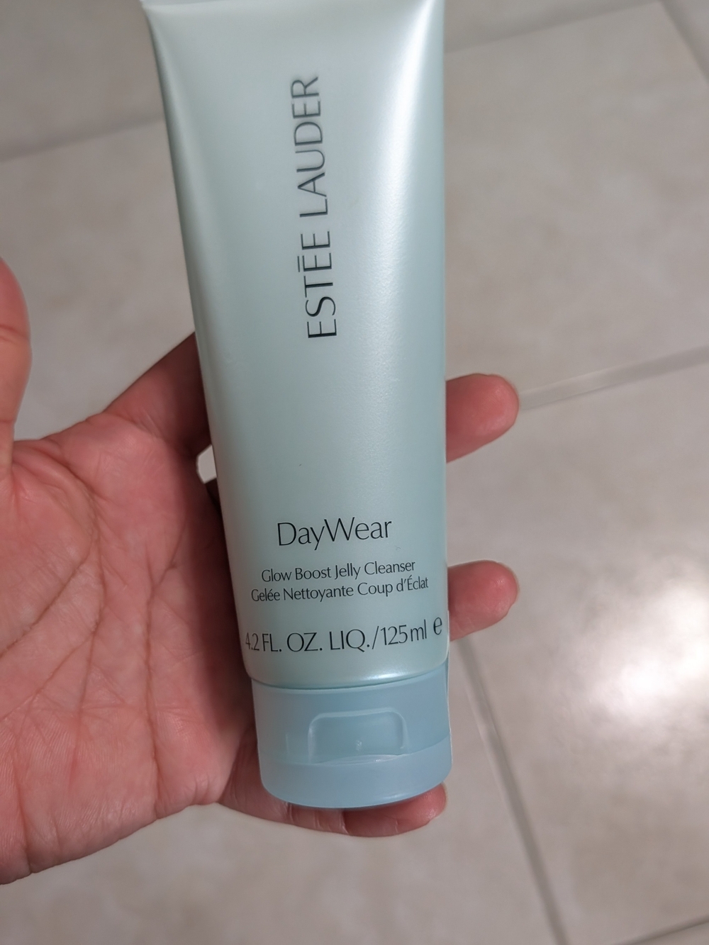 Estee Lauder DayWear Glow Boost Jelly Cleanser — Pale Blue